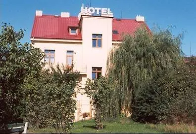 51 3* Prága