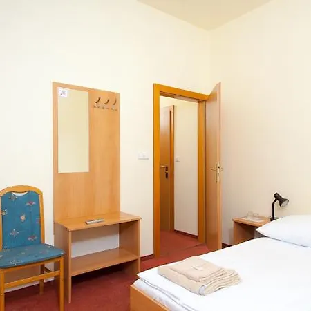 Hotel 51