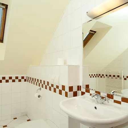 Hotel 51 3*